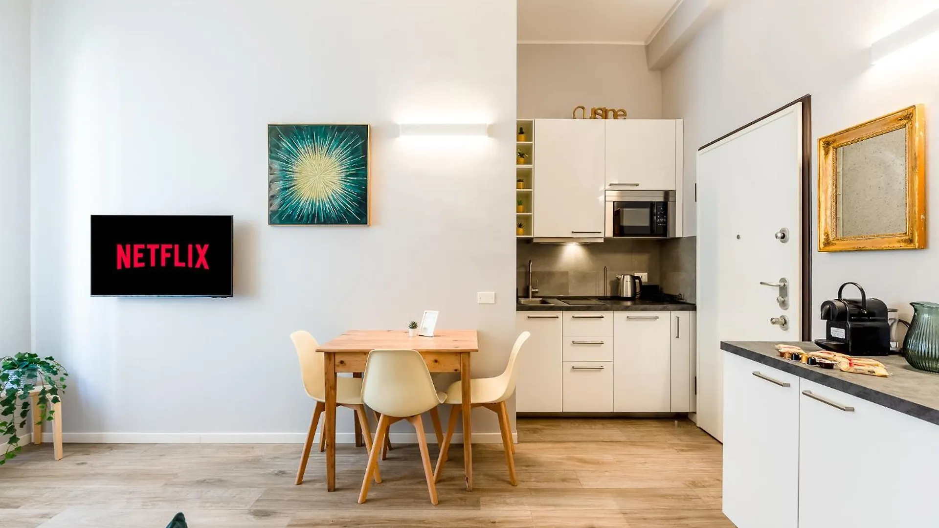 Carlotta Suite - Repubblica City Center By Innstay Milano 0*,  Italia