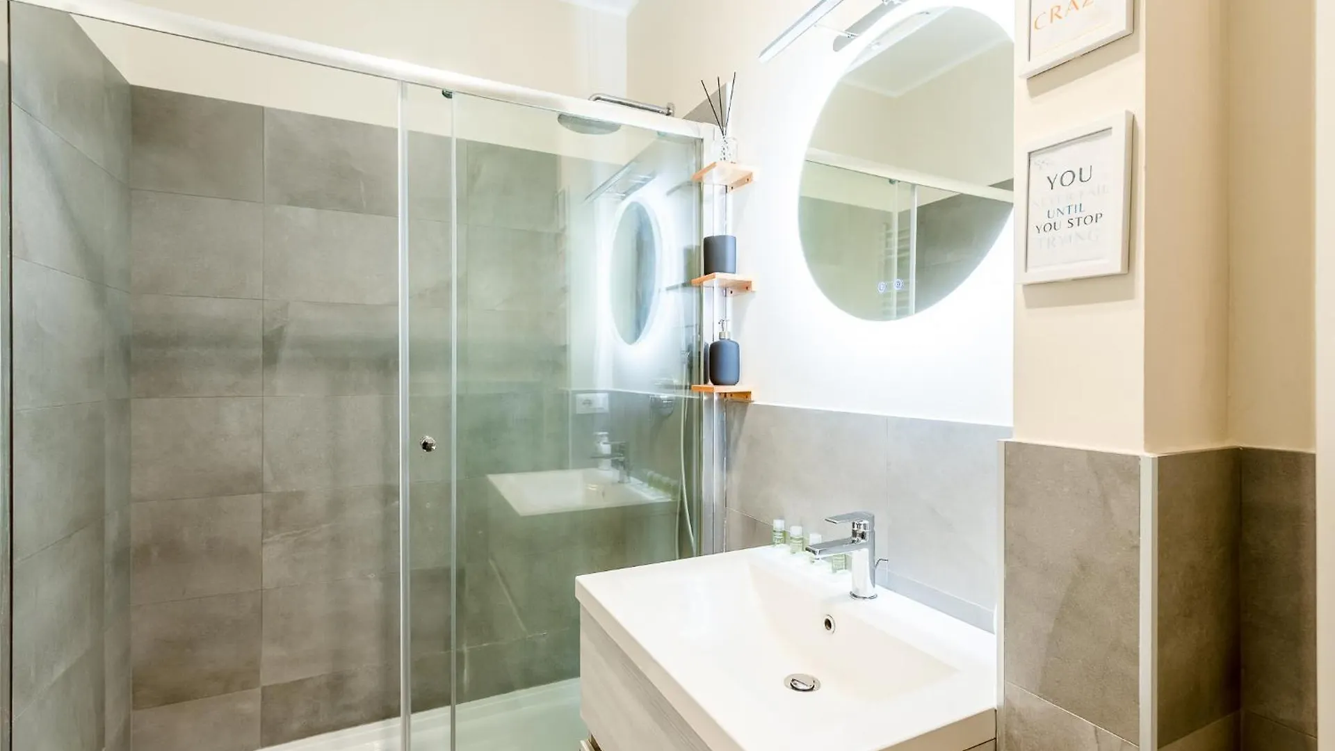 Carlotta Suite - Repubblica City Center By Innstay Milano Appartamento