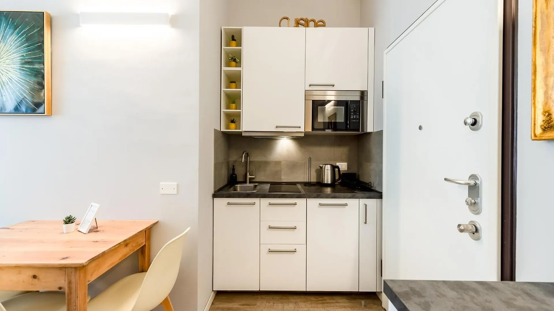 Carlotta Suite - Repubblica City Center By Innstay Milano Italia